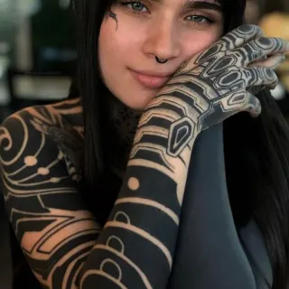 black work tattoo ideas for women